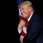 استیضاح ترامپ رئیس جمهور آمریکا پرچم آمریکا